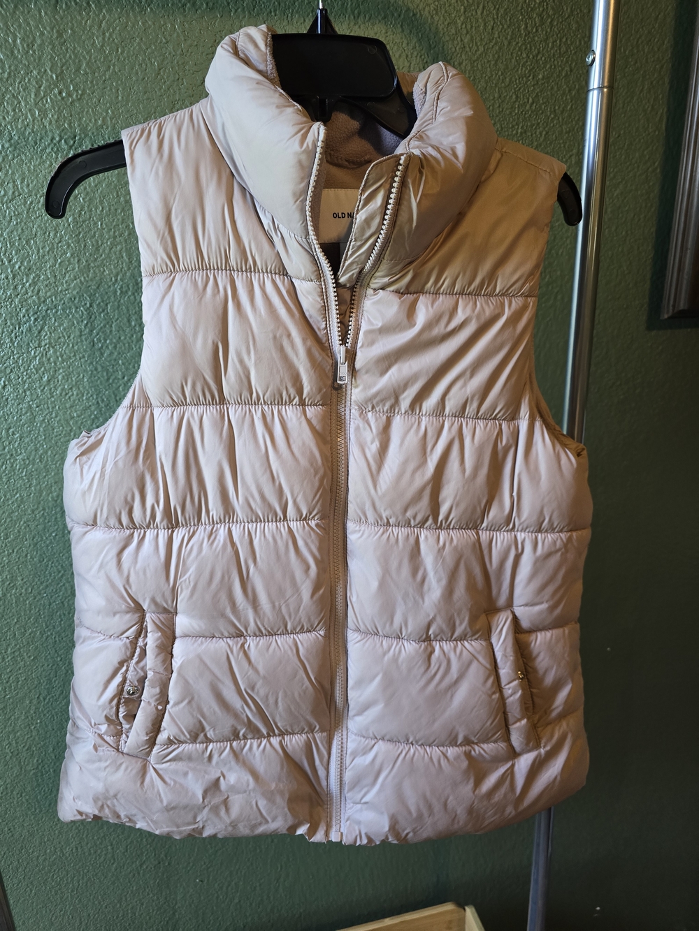 Old Navy Pale Pink Quilted Puffer Vest